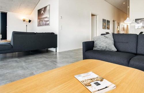 Nr. Lyngby Casa | 10 person holiday home in Løkken