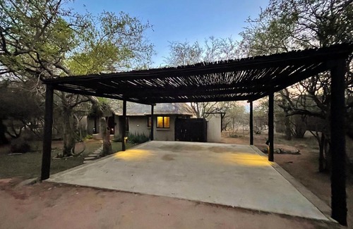 Hoedspruit Chalet De Esquí | 10 Raptors Lodge