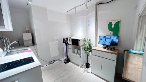 Myonmok-tong Casa | 10 seconds to the subway station, 15 minutes to Gangnam, 20 minutes to Jamsil, 3 bedrooms, 2 bathrooms