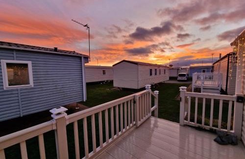 Rhyl Complejo | 10 The Poplars, Lyons Robin Hood, Rhyl, Pet Friendly