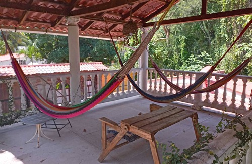Tamanique Casa | 10 to all prime beaches like el tunco and the new Sunset Park