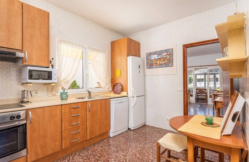 Sant Tomas Villa | 100% DISINFECTED Villa. ACCESSIBLE Besides SEA.PRIVATE swimming pool. AIRCON.BBQ