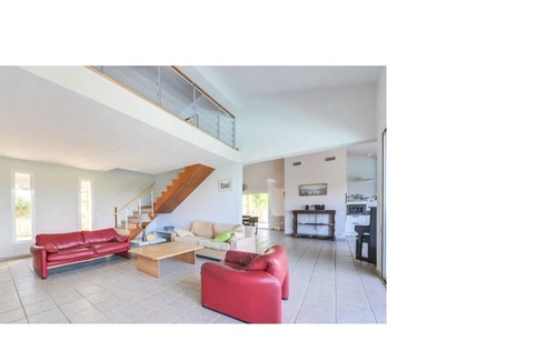Tarcu Casa | 100% felicidad excelente villa con vista al mar cerca de la playa, entorno idílico