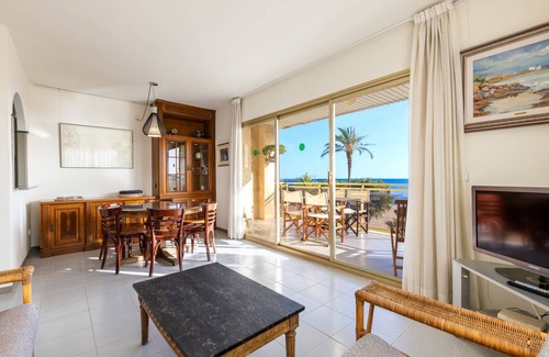Cambrils Apartamento | 100 m² Apartamento ∙ 3 habitaciones ∙ 6 huéspedes