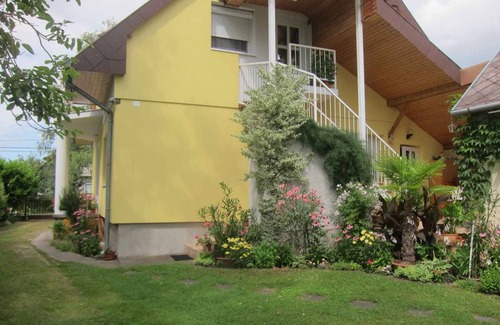 Keszthely Apartamento | 100 m² Apartamento ∙ 3 habitaciones ∙ 6 personas
