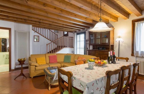 Castegnero Apartamento | 100 m² Apartamento ∙ 3 habitaciones ∙ 6 huéspedes