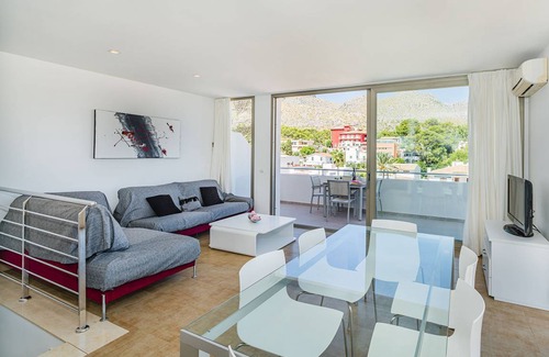 Cala San Vicente Chalet De Esquí | 100 m² Chalet ∙ 3 habitaciones ∙ 6 huéspedes