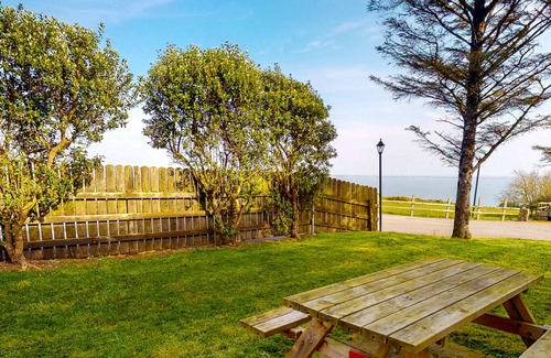 Dunmore East Casa | 100 m² House ∙ 3 bedrooms ∙ 5 guests