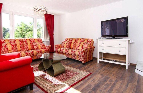 Wendorf Alquiler De RV | 100 m² Caravana ∙ 3 habitaciones ∙ 4 personas
