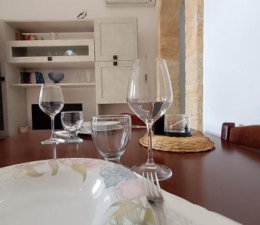Porto Tricase Casa | 100 mt dal mare, Al Porto casa vacanze, posto tranquillo per famiglia