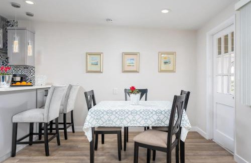 Laguna Beach Casa | 100 PERCENT NEW STUNNING HUGE HOME, GARDEN BEACH, RESERVED Parking