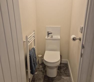 Hale Apartamento | 100 Roses Mill Hill