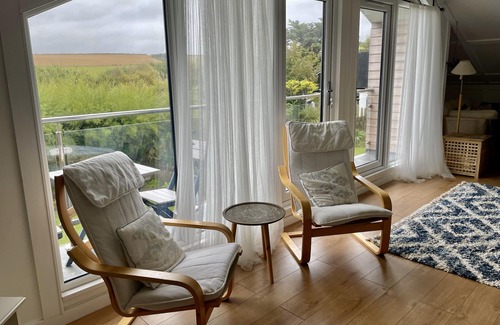 Harlyn Casa | 100 steps away from beautiful Harlyn Bay Beach!