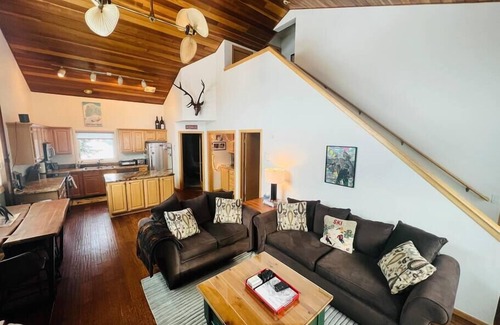 Big Horn Condominio | 100 Steps Away, Ski in Ski Out Condo