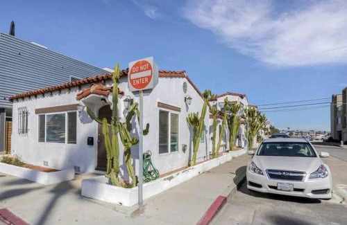 Balboa Peninsula Apartamento | 1000#5 Premier Modern Home w View, Parking, and AC