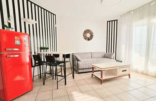 Bat Yam Apartamento | 1007Go to Bat Yam Center