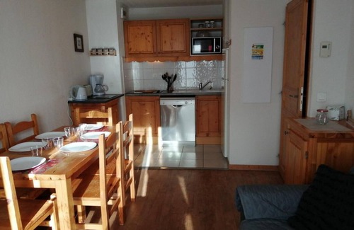 Saint-Gervais-les-Bains Apartamento | 4.o piso, piscina, balcón, tv, local para esquís, 38m², Saint Gervais