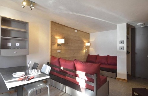 Macot-la-Plagne Apartamento | 100m from ski slopes, 8th floor, view ski slopes, swimming pool, balcony, tv, 28m², La Plagne