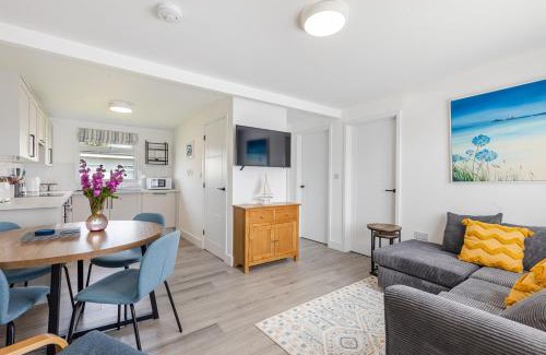 Dartmouth Casa | 101 Norton Park