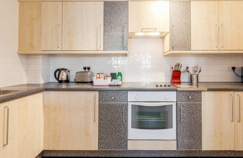 Grove Apartamento | 101 Regents Court -2 bedroom apartment