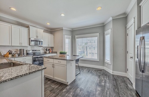 Folly Field Casa | 101 Sandcastle Court | Dog Friendly | Free Heated Pool | 3 Blocks to the Beach | Elevator