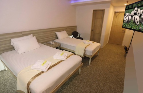 Alabang Hotel | 1010 Hotel