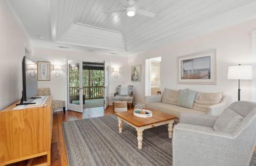 West Beach Casa | 1016 Sparrow Pond Cottage by Akers Ellis Rentals