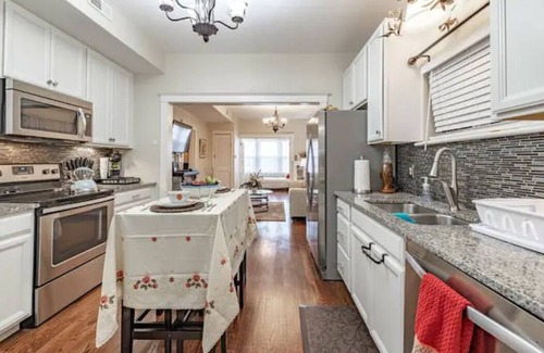 St. Louis Apartamento | Delmar Loop- Location-LocationWash U plus CABLE 3