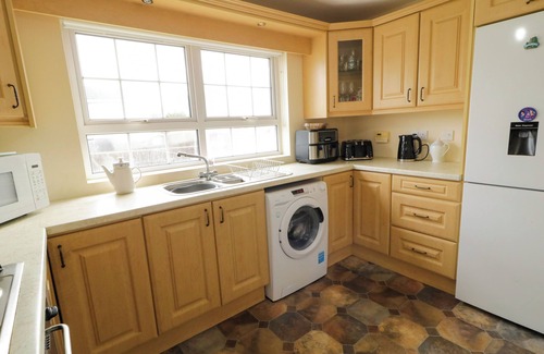 Ballycastle Cabaña | 103 GORTAMADDY DRIVE, pet friendly, with a garden in Ballycastle
