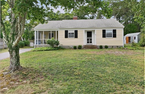 South Harwich Casa | 104 Deep Hole Road South Harwich Cape Cod - The Beach House
