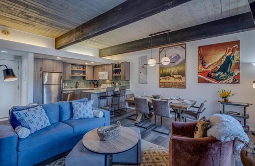 Steamboat Springs Apartamento | 1040 Remodeled Ski in Ski out Condo on the Slopes