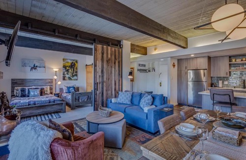 Steamboat Springs Apartamento | 1040 Remodeled Ski in Ski out Condo on the Slopes