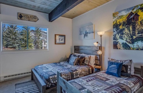 Steamboat Springs Apartamento | 1040 Remodeled Ski in Ski out Condo on the Slopes