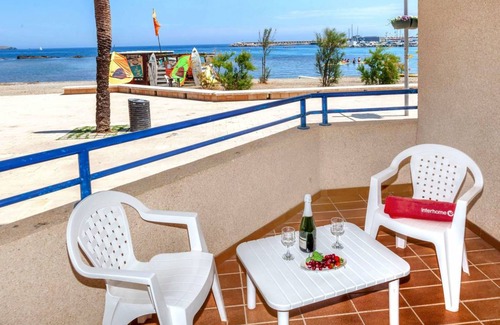 Llanca Apartamento | 105 m² Apartamento ∙ 3 habitaciones ∙ 5 huéspedes