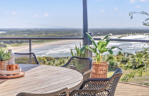 South Evans Head Casa | 105 Ocean Drive - Two Storey Brick Home