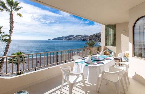 Almuñécar Apartamento | 106 m² Apartamento ∙ 2 habitaciones ∙ 4 huéspedes