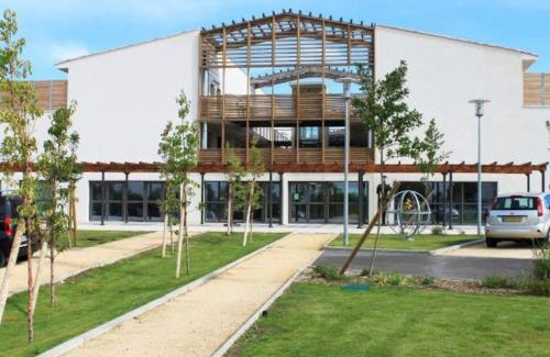 Eguilles Apartamento | 107 Paisible et unique avec terrasse sur vue piscine