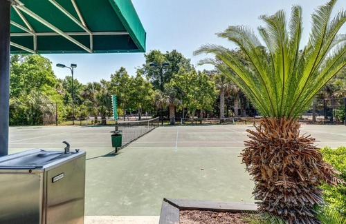 West Beach Casa | 1070 Sparrow Pond Cottage