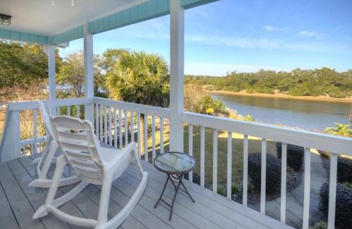 Long Beach Casa | 108 W Yacht Drive