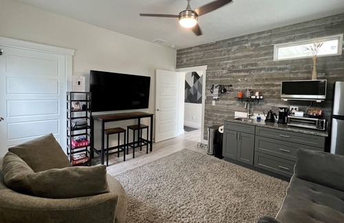 Twin Falls Apartamento | 1085C - TJ Rancher Corp & Vaca Rental -Kitchenette