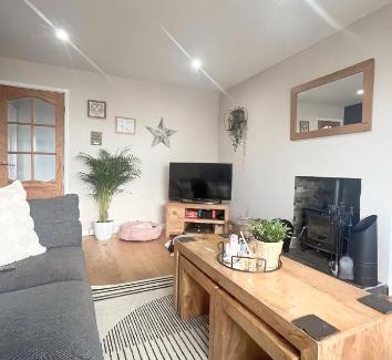 Pentraeth Casa | 109 NYF, Cosy 3 Bed near Red Wharf Bay