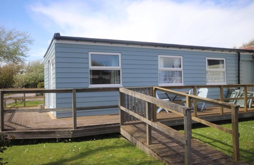 Earnley Casa | 10A Medmerry Park 2 Bedroom Chalet
