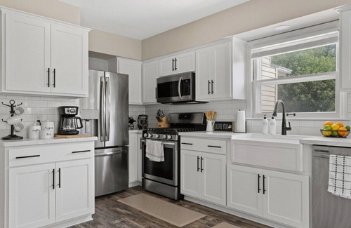 Wauwatosa Casa | 10min to DT + Fire Pit + Home Gym + Shuffleboard
