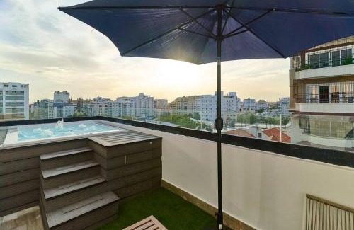 Evaristo Morales Apartamento | 10ThFloor Penthouse With JACUZZi 6 Guest, Family Ambient