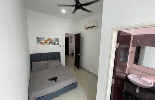 Taman Mount Austin Casa | 11 Austin 5mins to AICC Long Sing HeLiXuan Yi Jia PeiKin Restaurant Opposite HSI