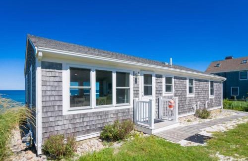 East Sandwich Casa | 11 Captain Crocker Road East Sandwich Cape Cod- -Oceanside Oasi