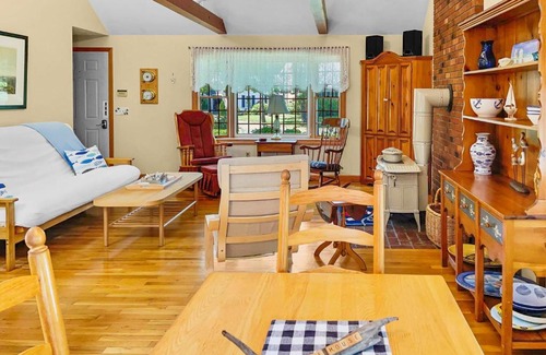 Harwich Center Casa | 11 Cranwood Road Harwich Cape Cod- -Aoibhneas