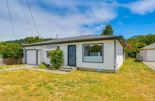 Blue Lake Casa | 11 Mi to Arcata Bay Home with Garden in Blue Lake!
