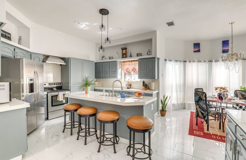 Cookes Meadow Casa | 11 Mi to Dtwn: Luxe Home w/ Pool in Fort Worth