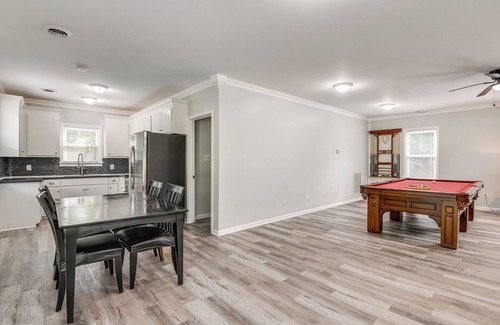 Petersburg Casa | 11 Mi to Fort Lee: 30-Acre Retreat w/Scenic Views